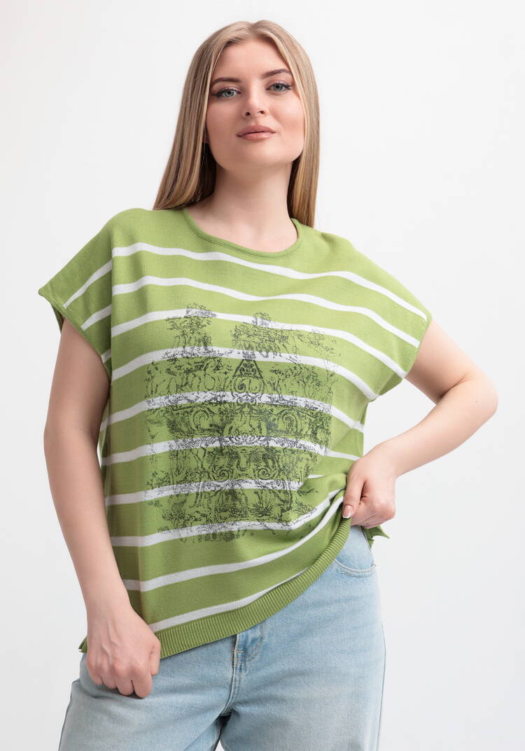 Блуза в полоску с рисунком шир.  750, рис. 36