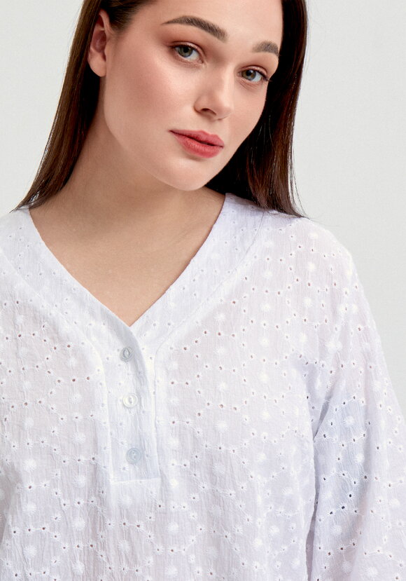 Блуза с V-образным вырезом из шитья шир.  580, рис. 13