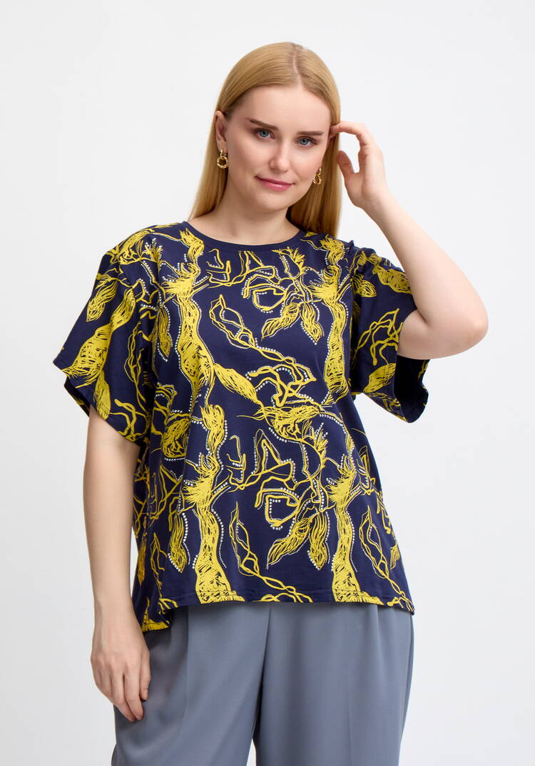 Блуза с оригинальным принтом и стразами шир.  750, рис. 35