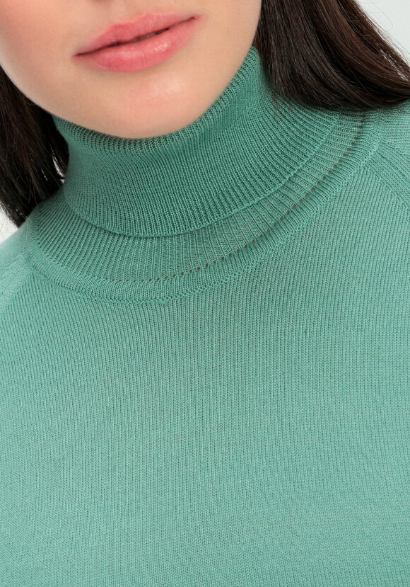 Джемпер прямого силуэта с высоким воротом шир.  580, рис. 21