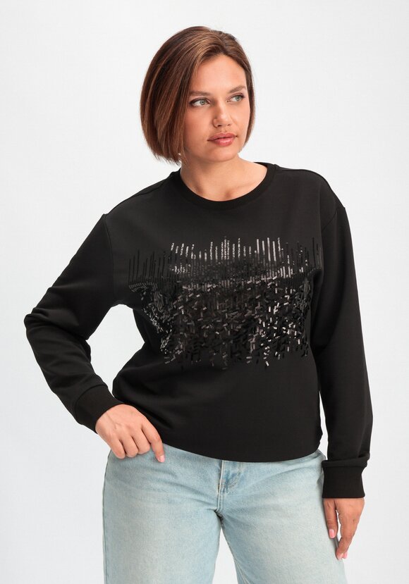 Свитшот с абстрактным рисунком из пайеток шир.  580, рис. 21