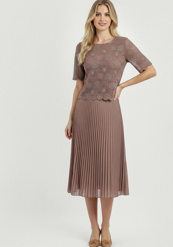 Платье комбинированное с ажурной тканью шир.  580, рис. 8