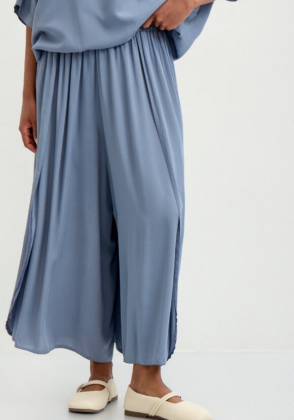 Юбка-брюки свободного кроя на резинке шир.  580, рис. 2