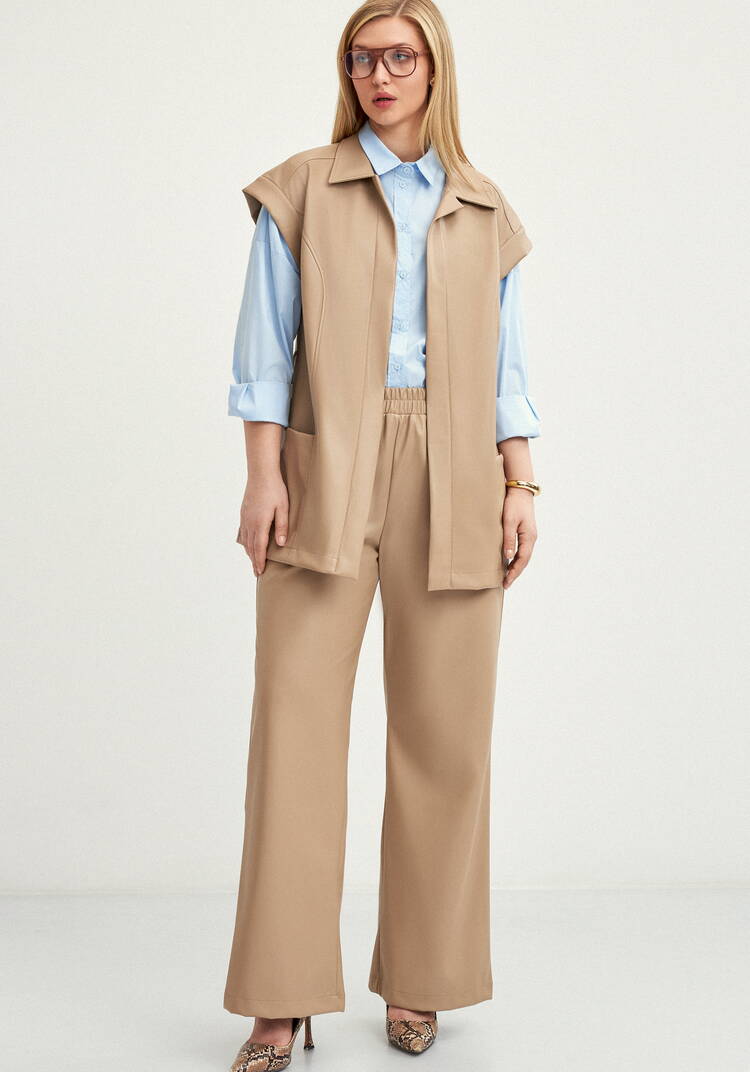 Брюки прямые из экo-кожи шир.  750, рис. 20