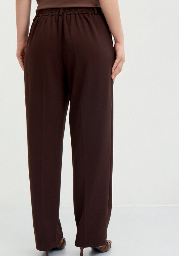 Брюки прямые с дeкором шир.  580, рис. 19