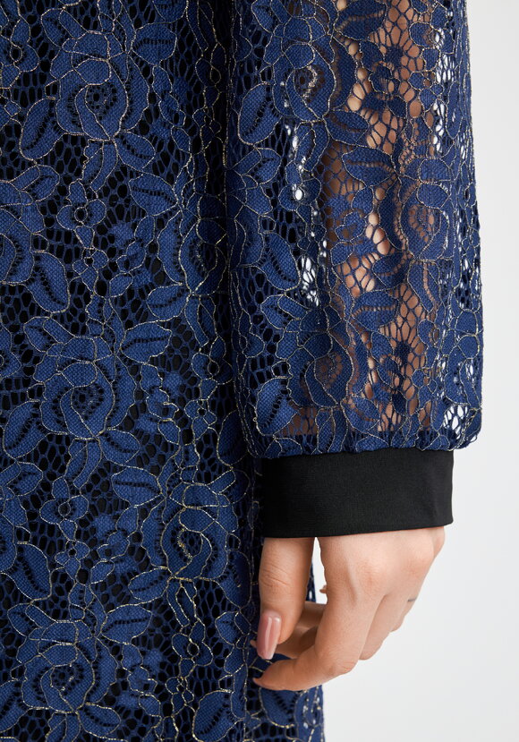 Платье нежные кружева шир.  580, рис. 5