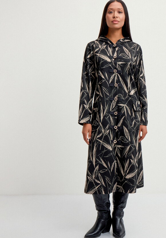 Платье трикотажное  с капюшоном шир.  580, рис. 13