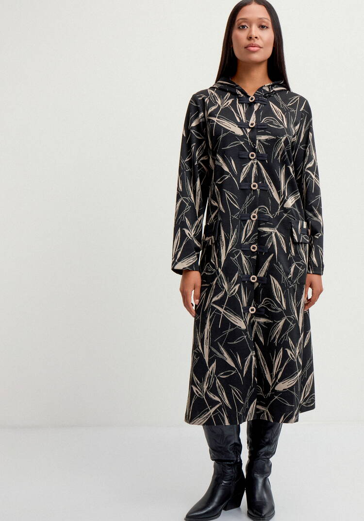 Платье трикотажное  с капюшоном шир.  750, рис. 13