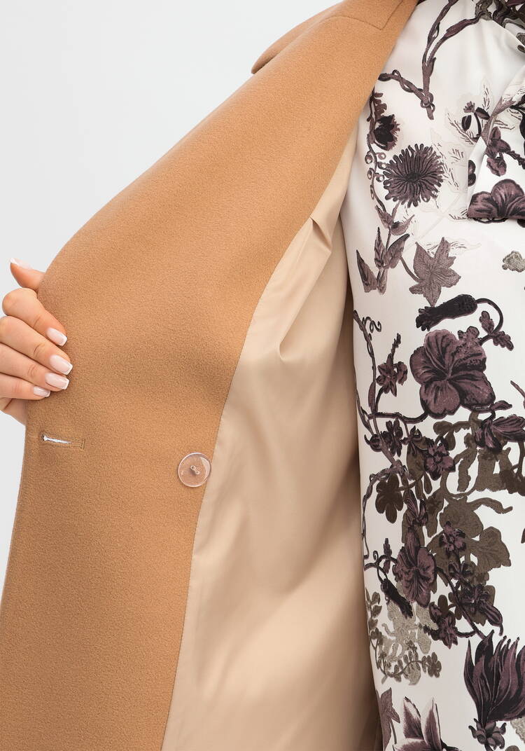 Пальто на подкладе однобортное шир.  750, рис. 20