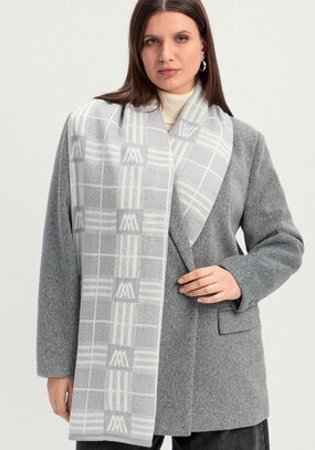 Палантин в клетку с монограммой