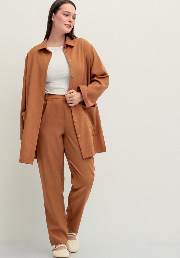 Брюки прямого кроя на резинке по поясу шир.  580, рис. 27