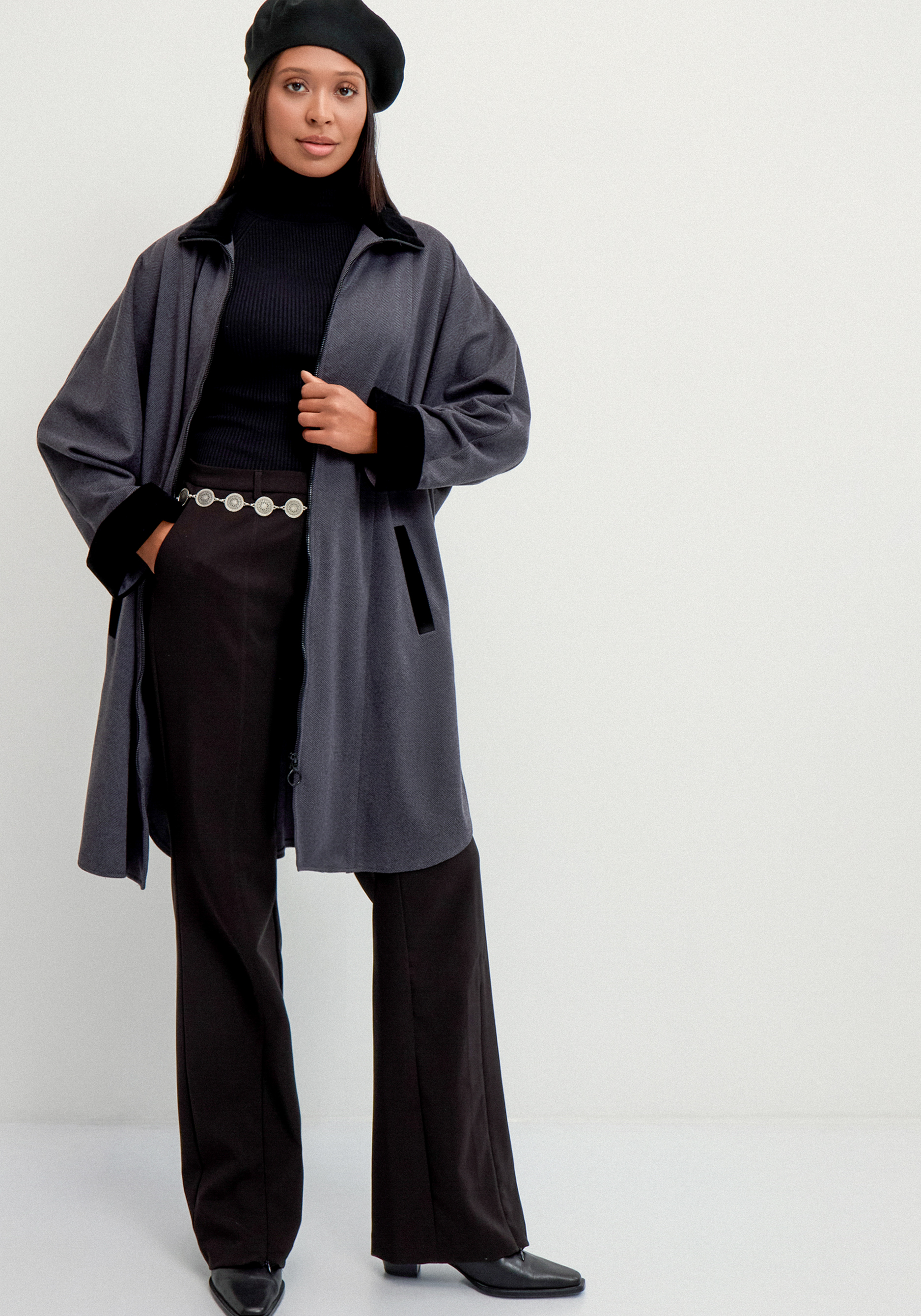 

Пончо на молнии, Серый