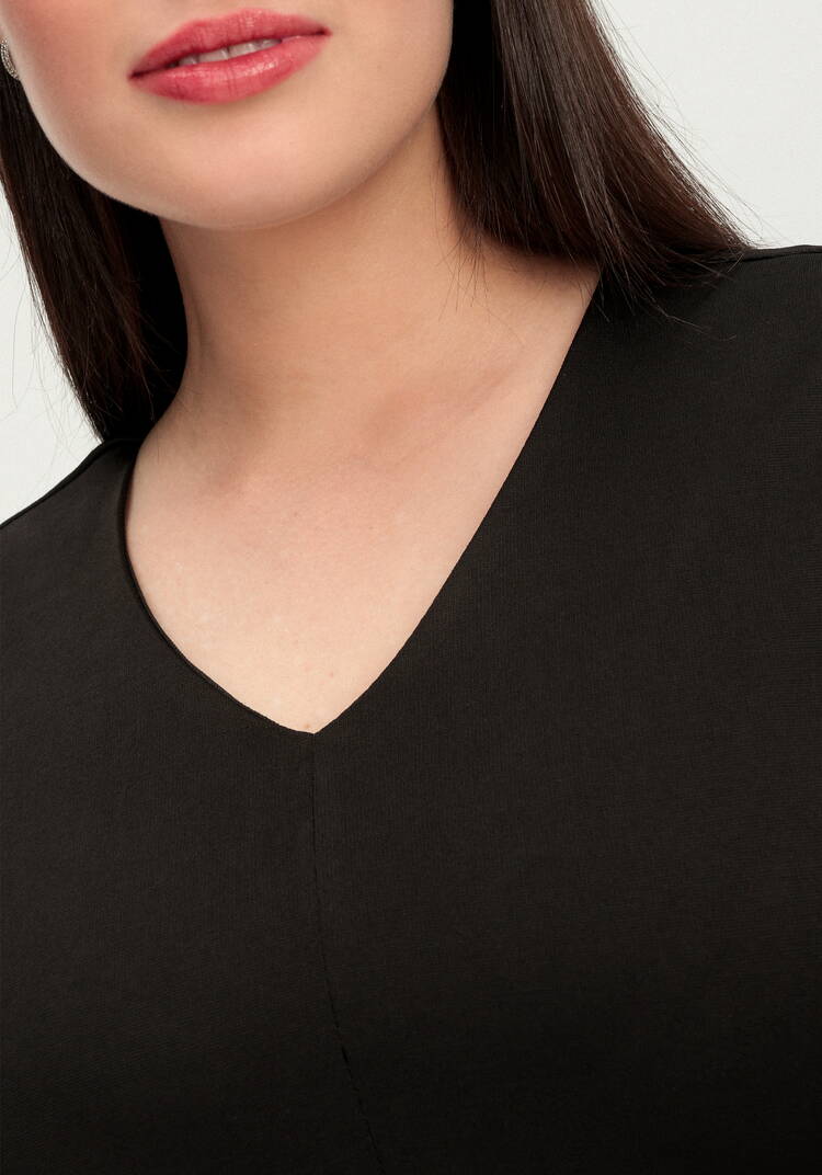 Платье длины миди с V-образным воротником шир.  750, рис. 5