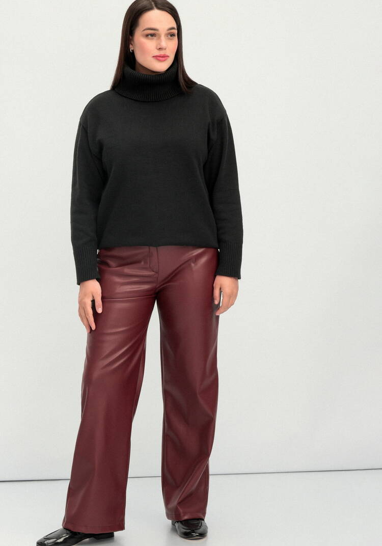 Брюки прямого кроя из экокожи шир.  750, рис. 7