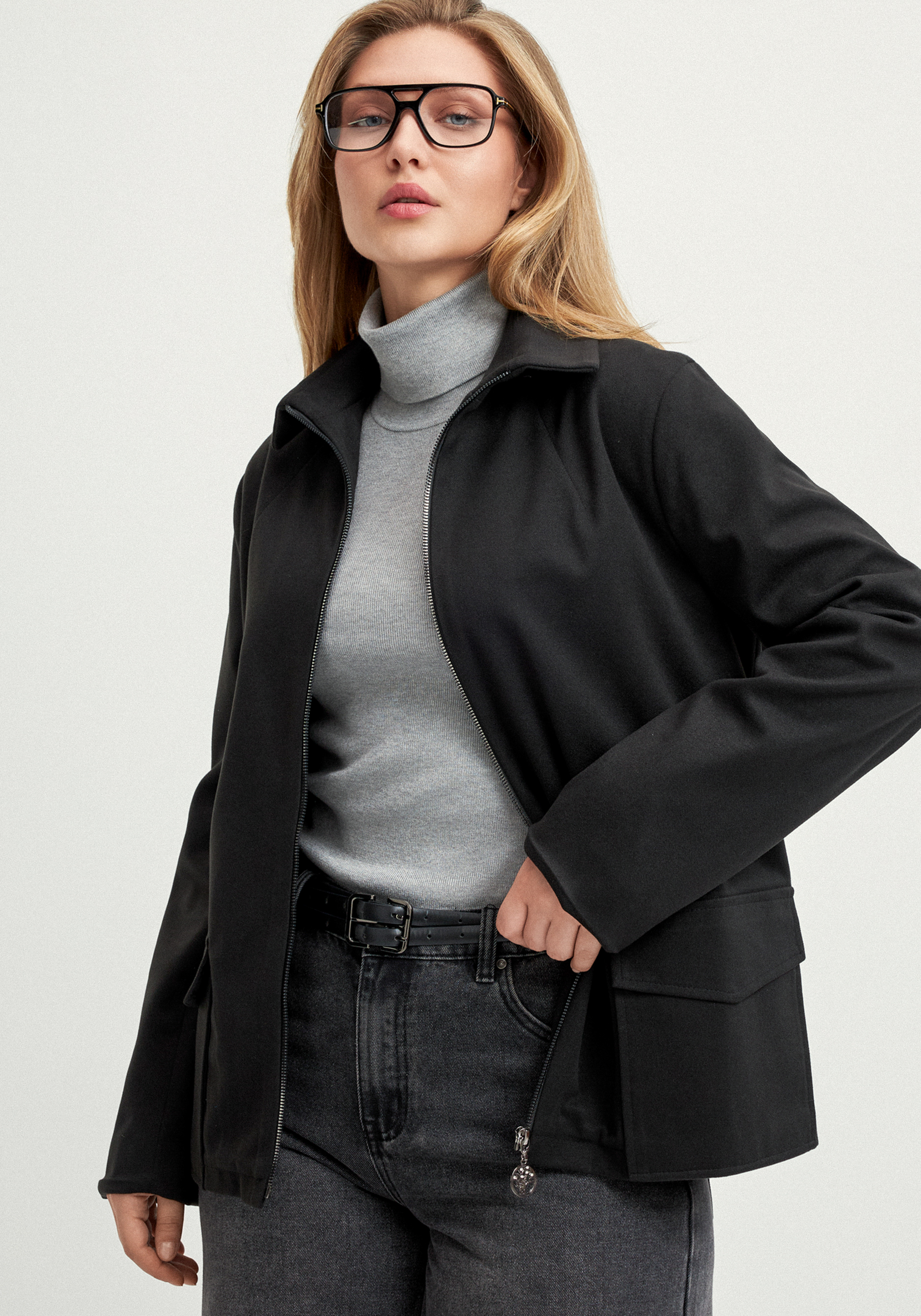

Жакет прямого силуэта на молнии, Черный