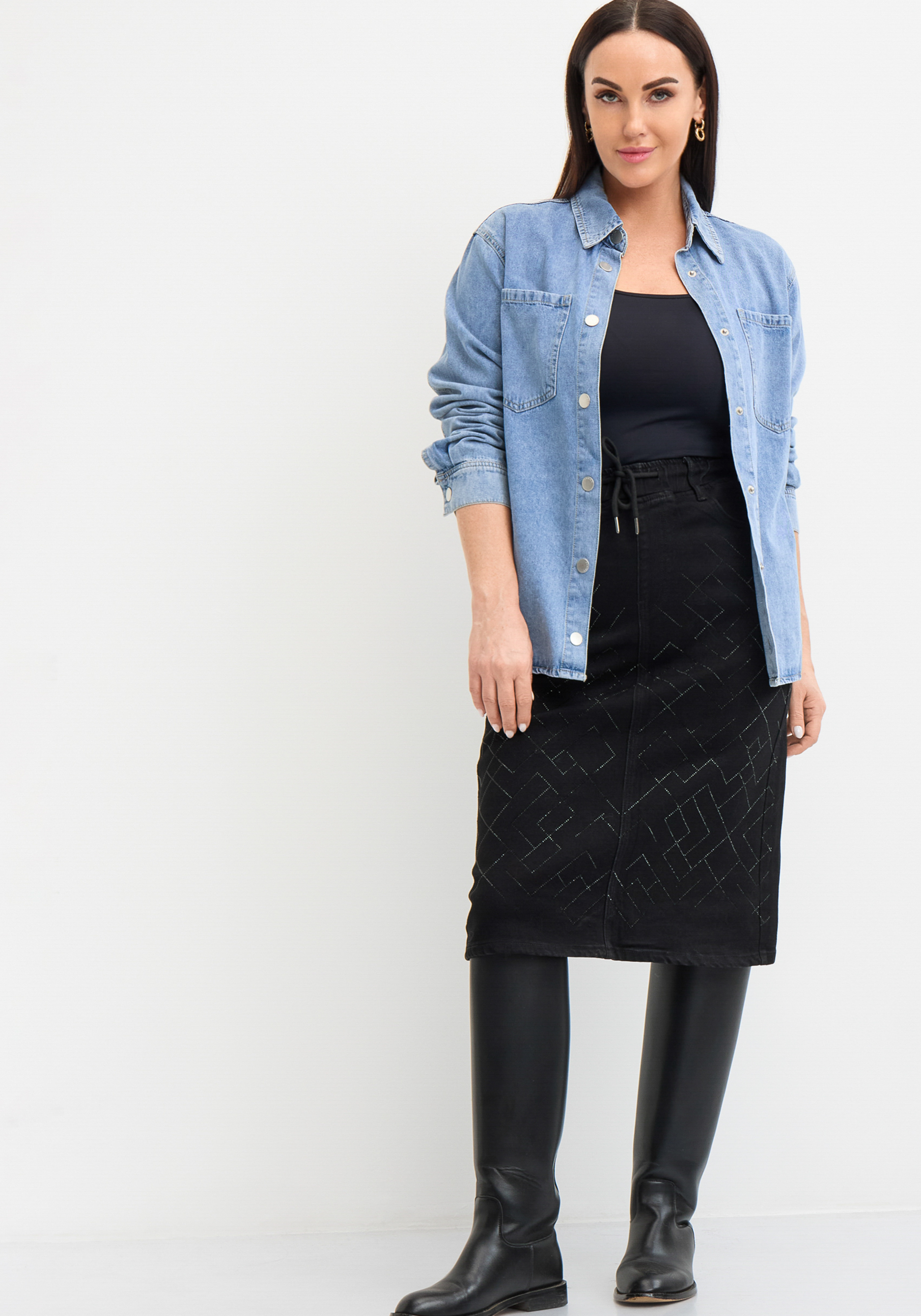 Юбка джинсовая прямого кроя 7999₽