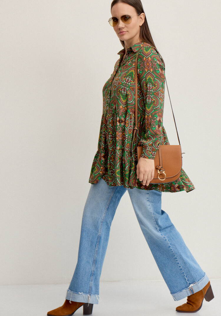 Блуза А-силуэта с ярусами шир.  750, рис. 28