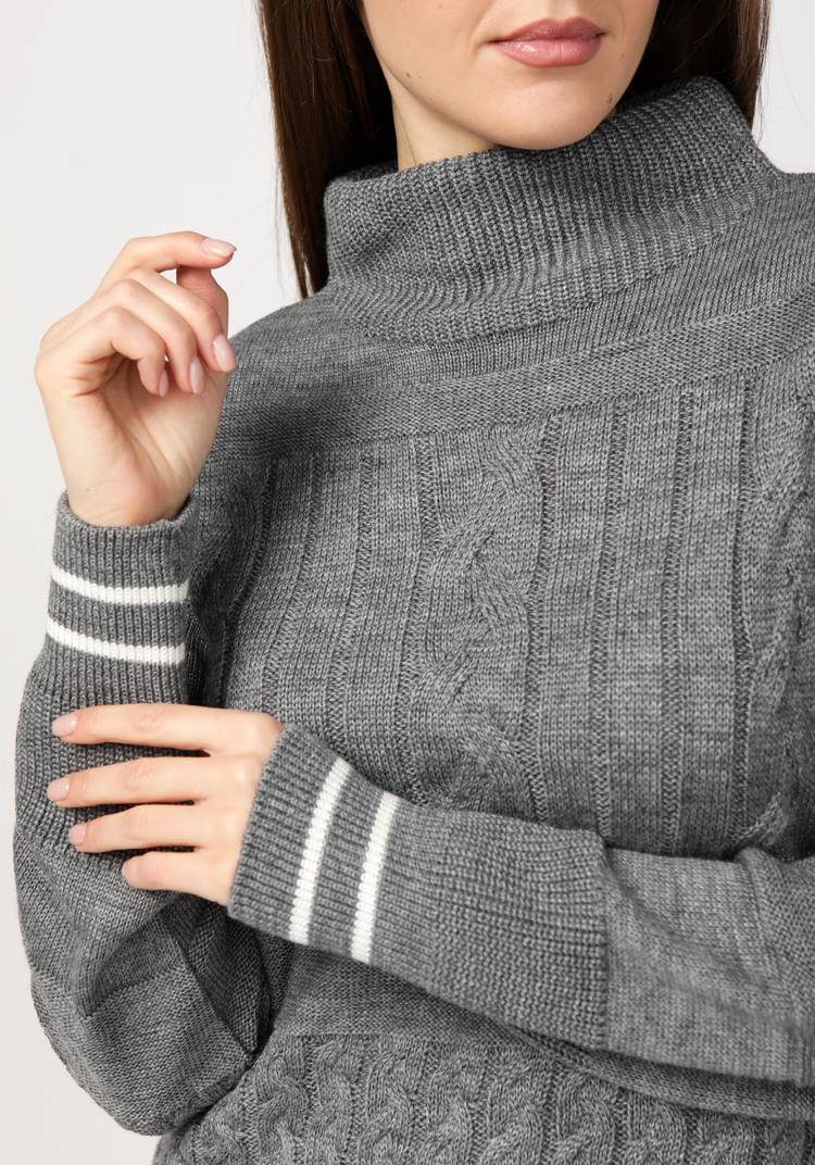 Свитер женский с эффектом структурных кос шир.  750, рис. 5