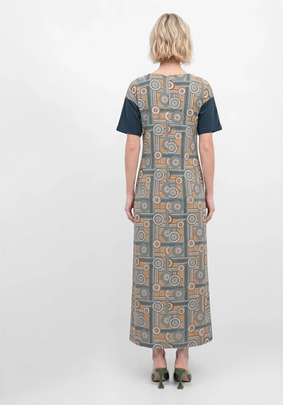 Платье Милocлава шир.  580, рис. 7