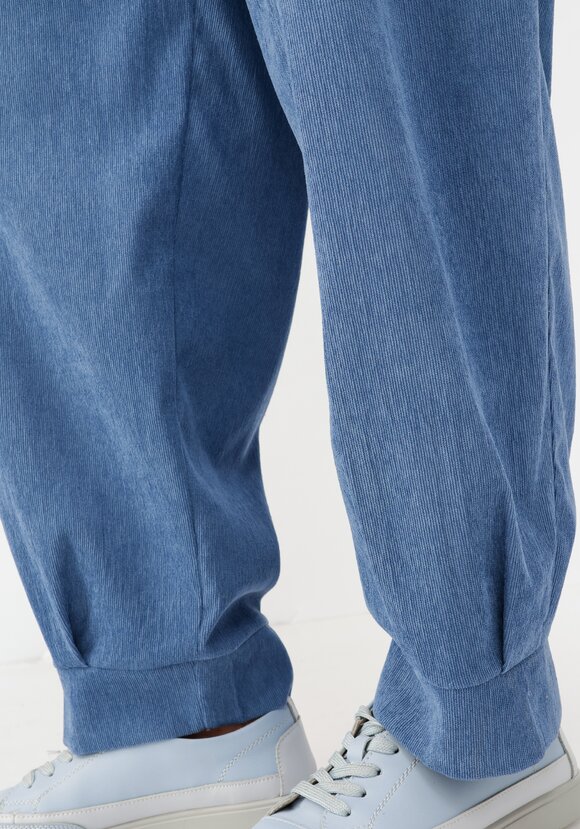 Брюки бананы с манжетами по низу шир.  580, рис. 19