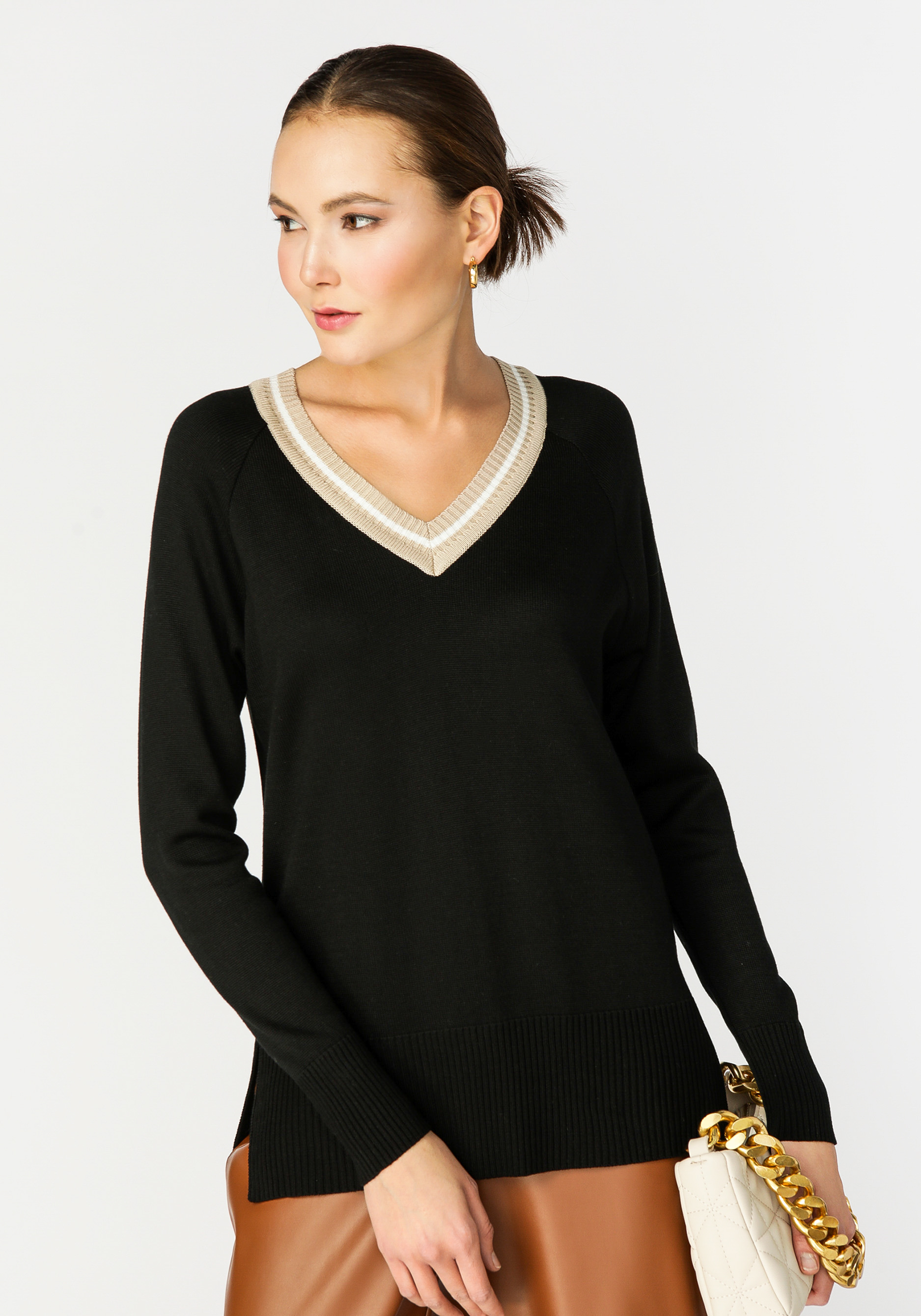 Пуловер женский с контрастной отделкой Vivawool, размер 58, цвет черный - фото 2