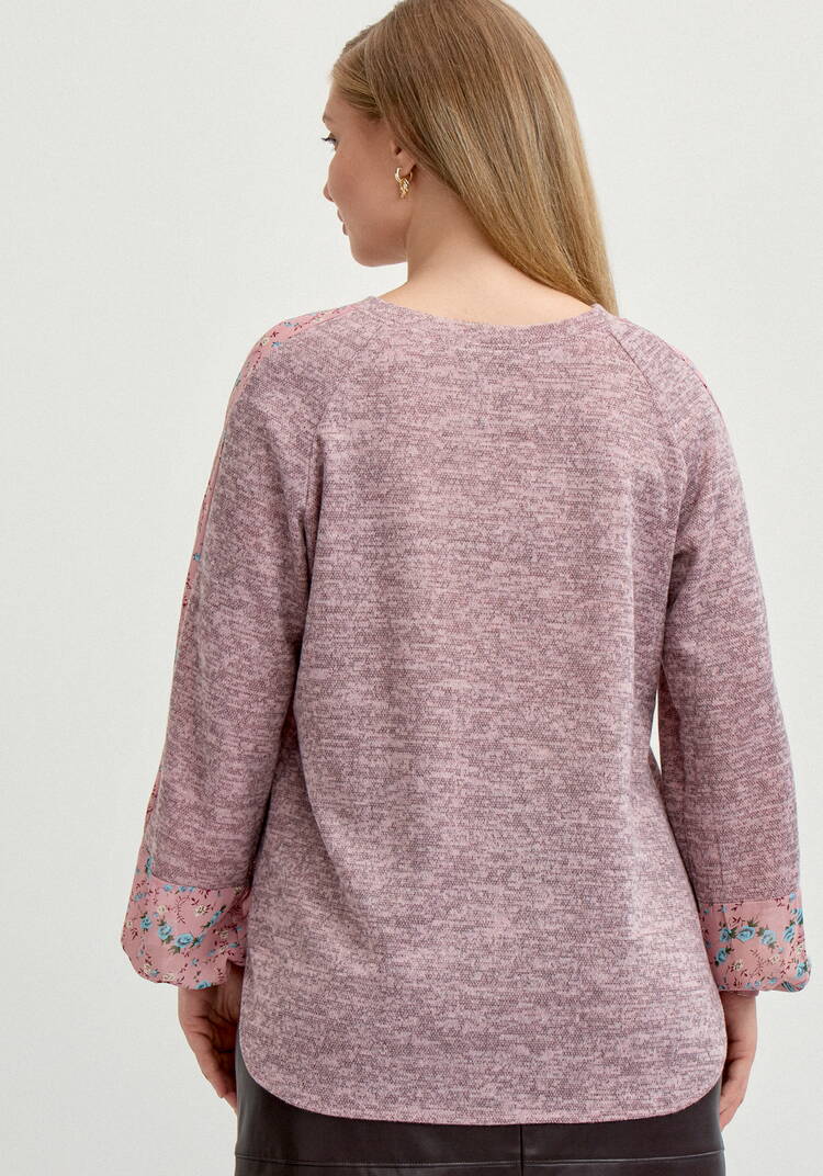 Джемпер с цветочными вставками по рукавам шир.  750, рис. 10