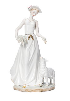 Статуэтка Девушка с питомцем