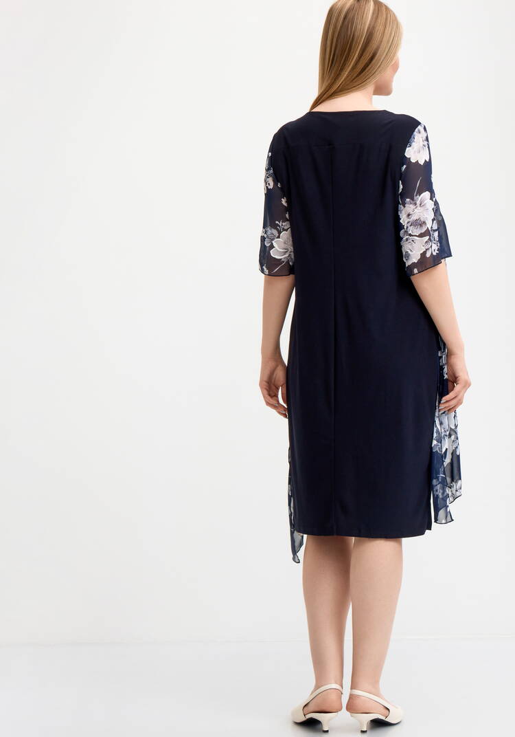 Платье трикотажное с шифоновой накидкой шир.  750, рис. 22