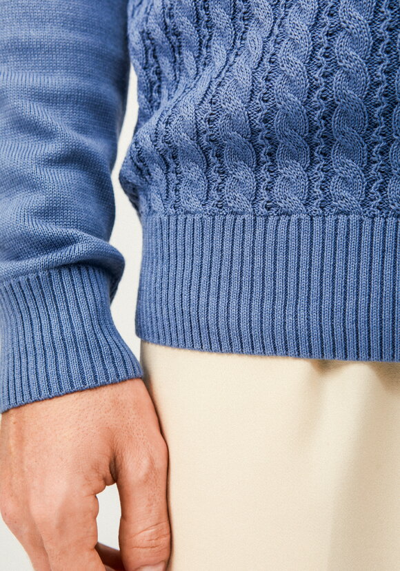 Джемпер с косами на передней полочке шир.  580, рис. 7