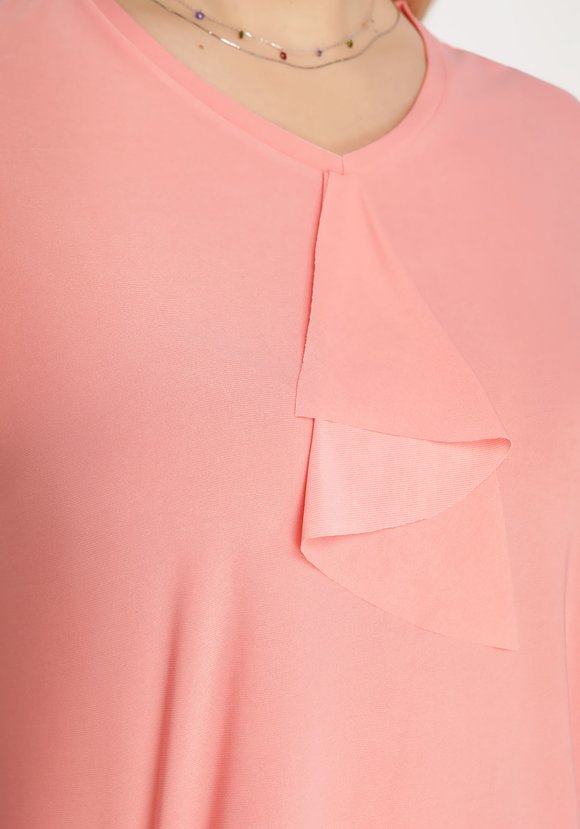 Блуза с воланом спереди шир.  580, рис. 19