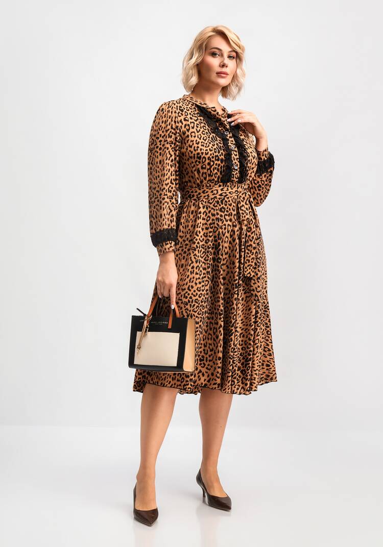 Платье с кружевом и анималистичным принтом шир.  750, рис. 9