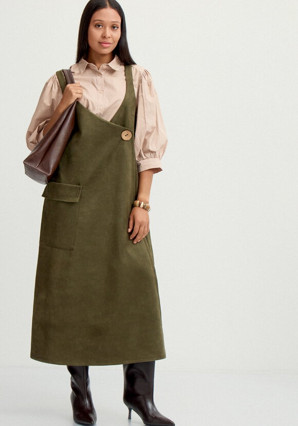 Сарафан с имитацией застёжки шир.  580, рис. 31