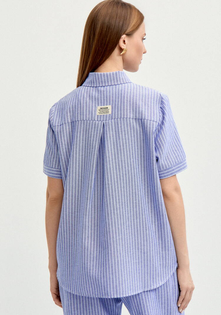 Блуза на пуговицах в вертикальную полоску шир.  750, рис. 19