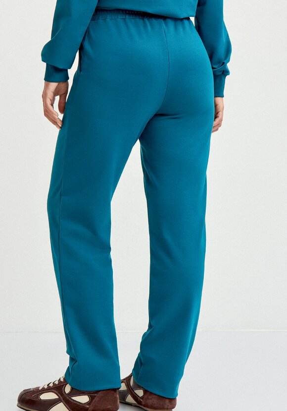 Костюм свитшот с принтом и брюки шир.  580, рис. 43