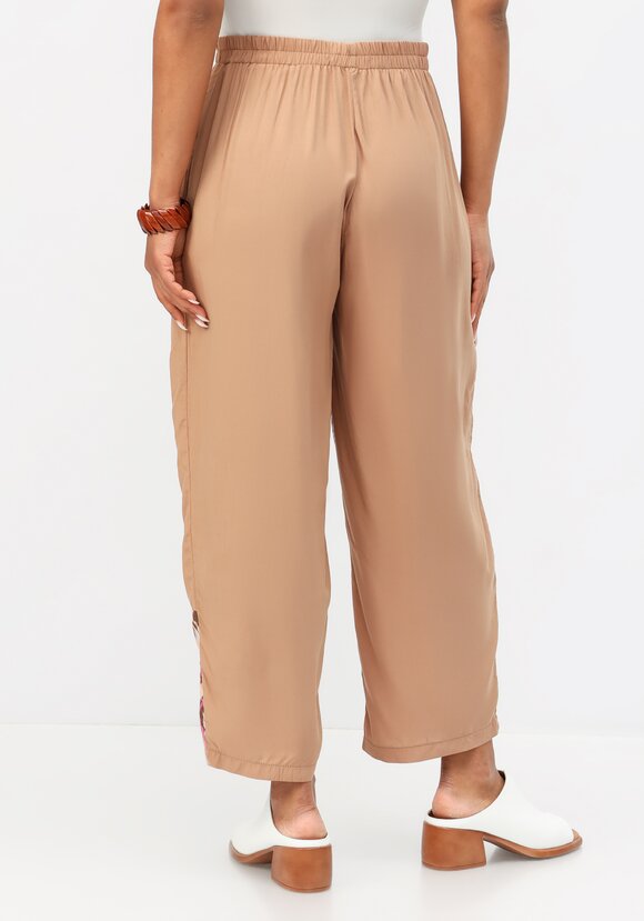 Костюм с асимметричными вставками шир.  580, рис. 6