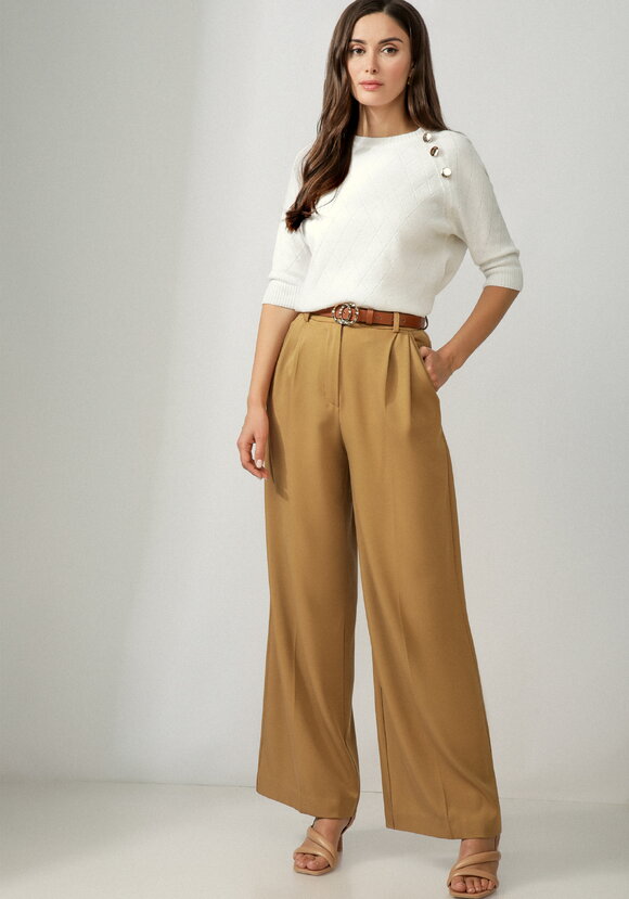 Джемпер с эффектными пуговицами по полочке шир.  580, рис. 17