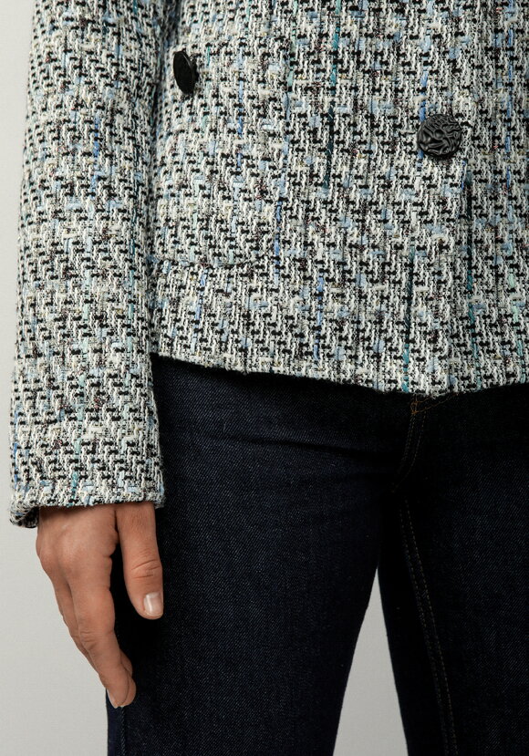 Пиджак с отложным воротником на подкладке шир.  580, рис. 23