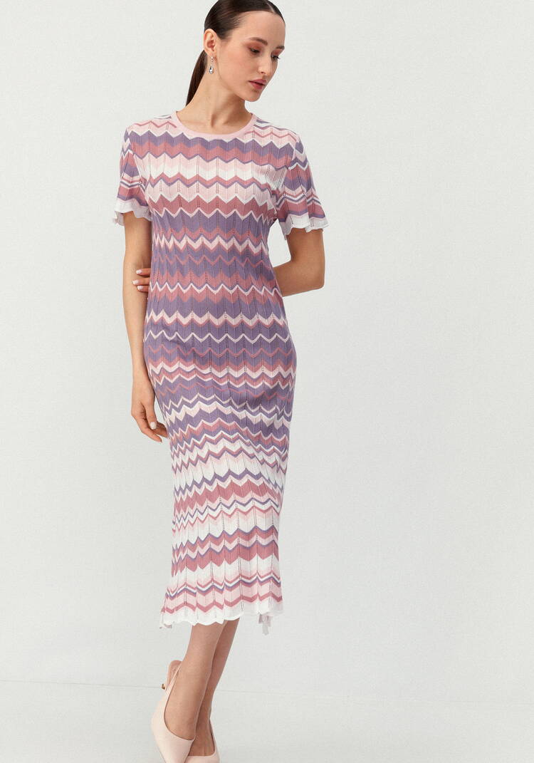 Платье с рисунком морской волны шир.  750, рис. 27