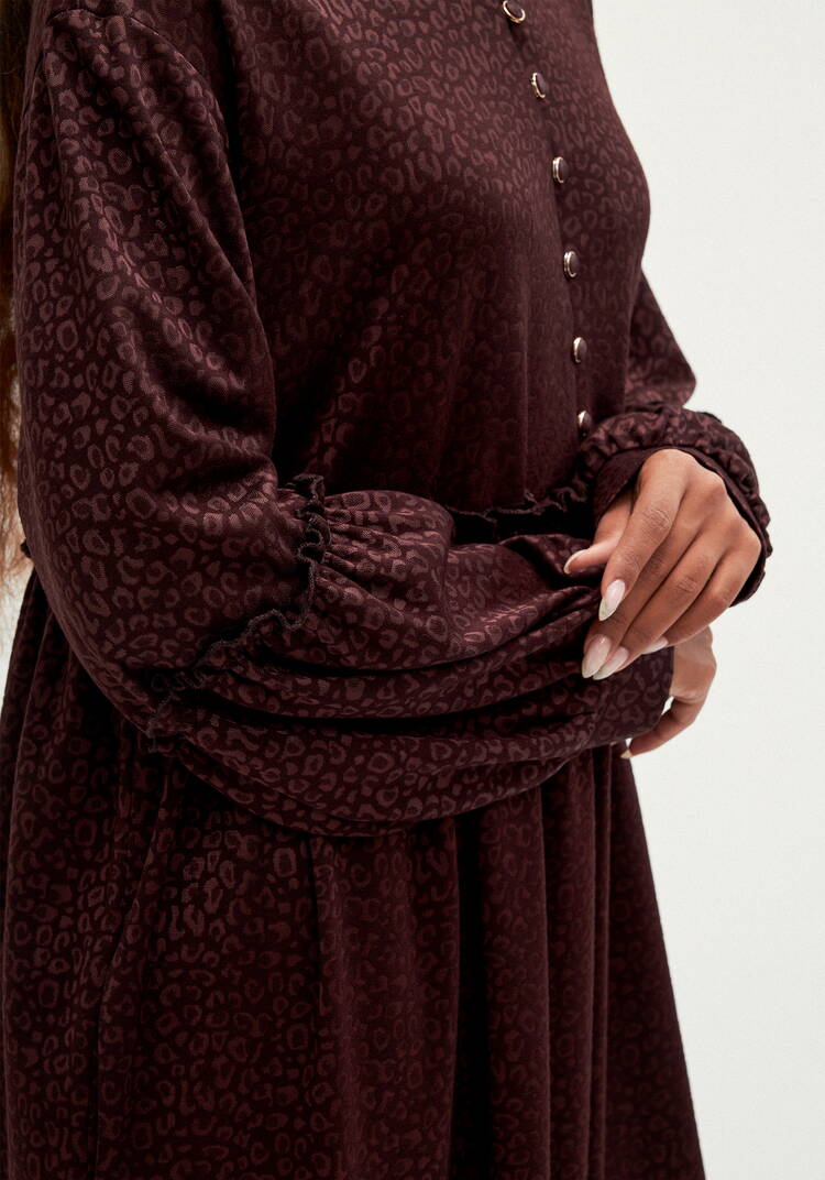 Платье свободного кроя с кокеткой шир.  750, рис. 14