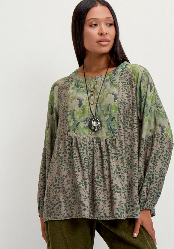 Блуза  с комбинированным принтом шир.  580, рис. 1