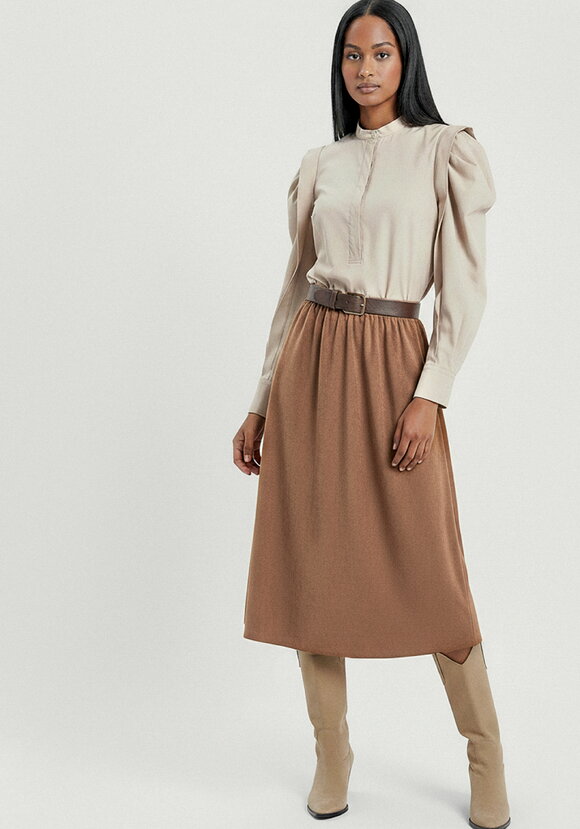 Юбка А-силуэта из эко-замши, на резинке шир.  580, рис. 16