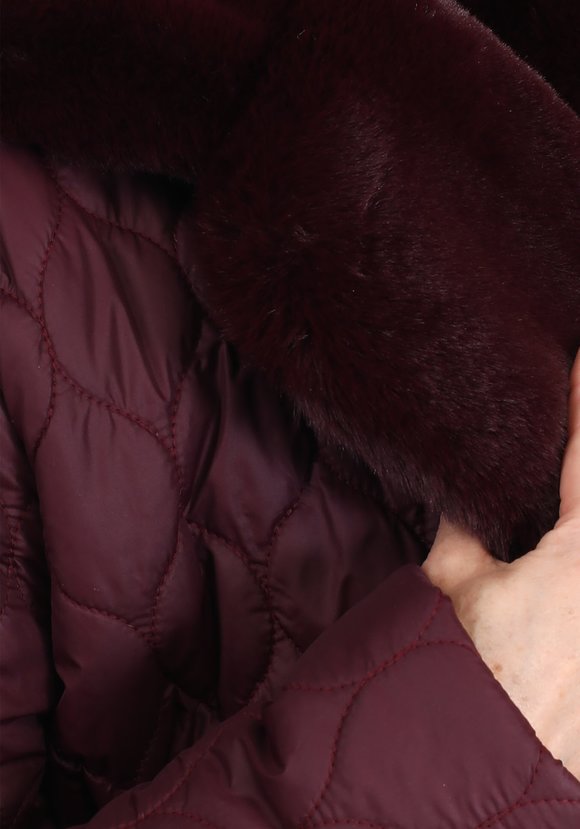 Пальто стеганое с меховым воротником шир.  580, рис. 19