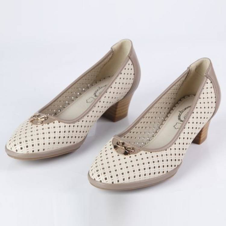 туфли женские торрини. туфли женские летние кожаные с перфорацией. Zenden туфли белые с перфорацией женские. туфли с перфорацией женские. летние туфли на низком каблуке.