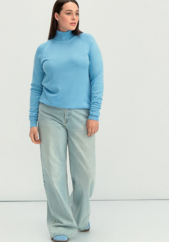 Джемпер прямого силуэта с высоким воротом шир.  580, рис. 32