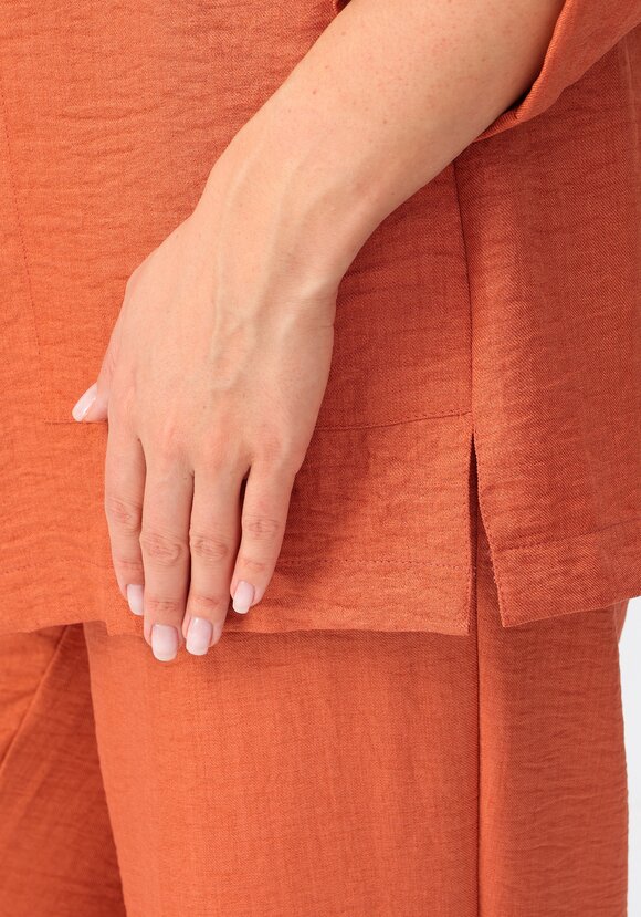 Кардиган на пуговицах с кулиской по талии шир.  580, рис. 36