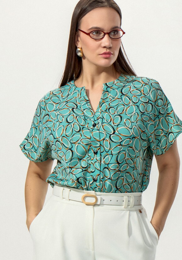 Блуза удлиненная с вырезом шир.  580, рис. 15