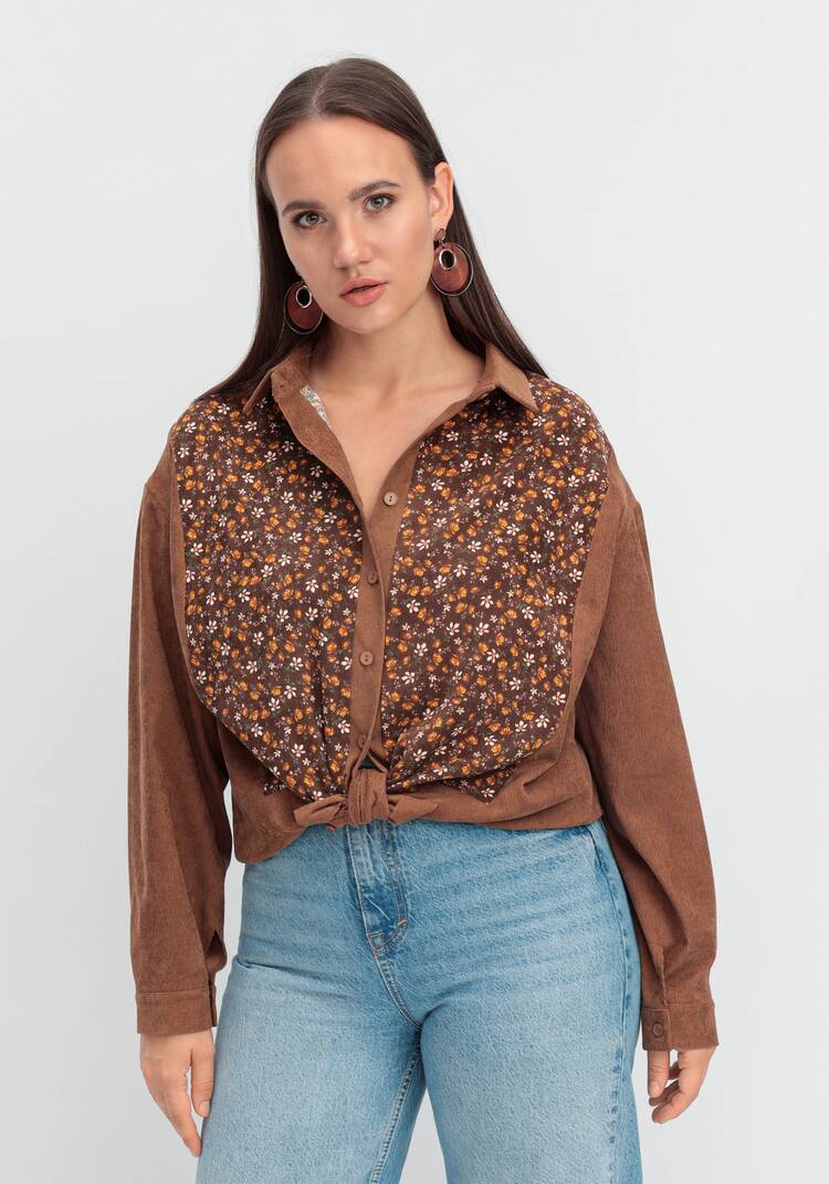 Рубашка из микровельвета с цветочной вставкой шир.  750, рис. 25