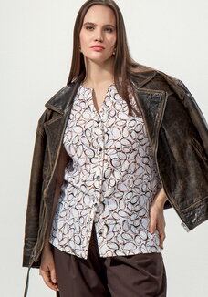 Блуза удлиненная с вырезом