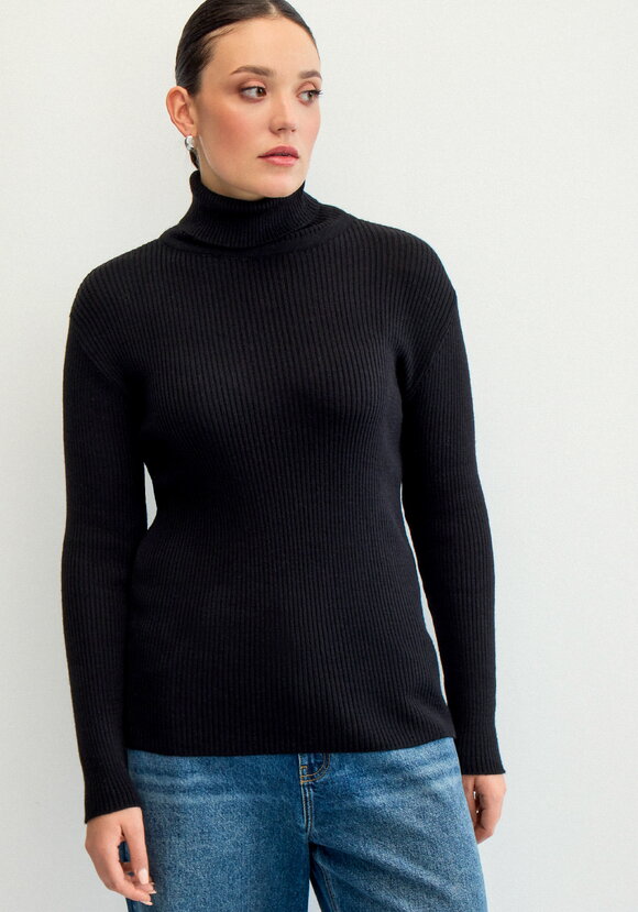 Водолазка в рубчик с высокой горловиной шир.  580, рис. 6