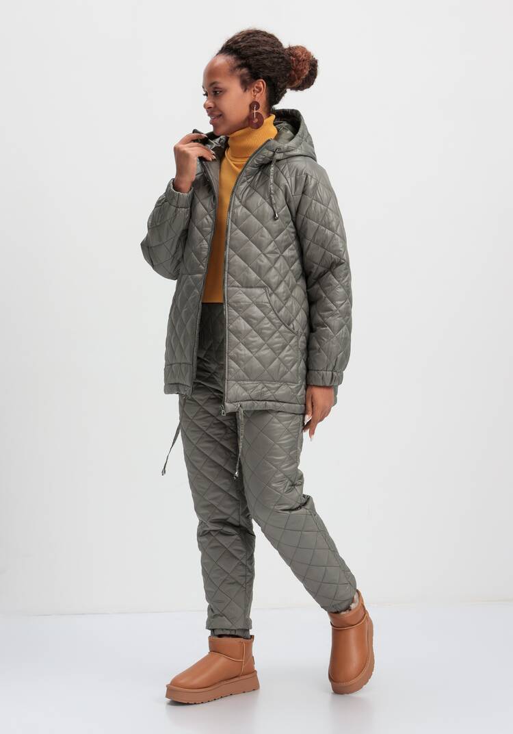 Куртка стёганая с капюшоном шир.  750, рис. 20